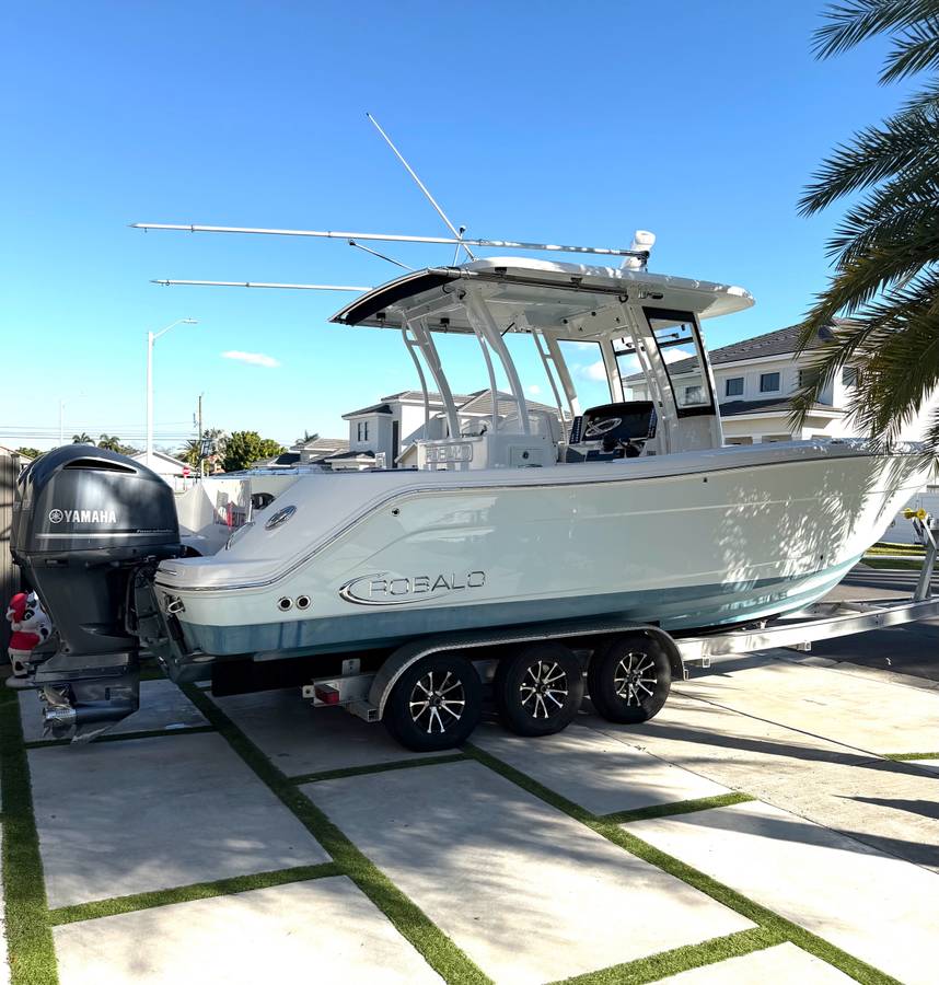 Róbalo R302.