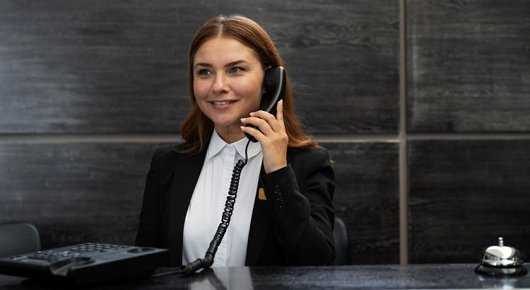 Vacante: Recepcionista