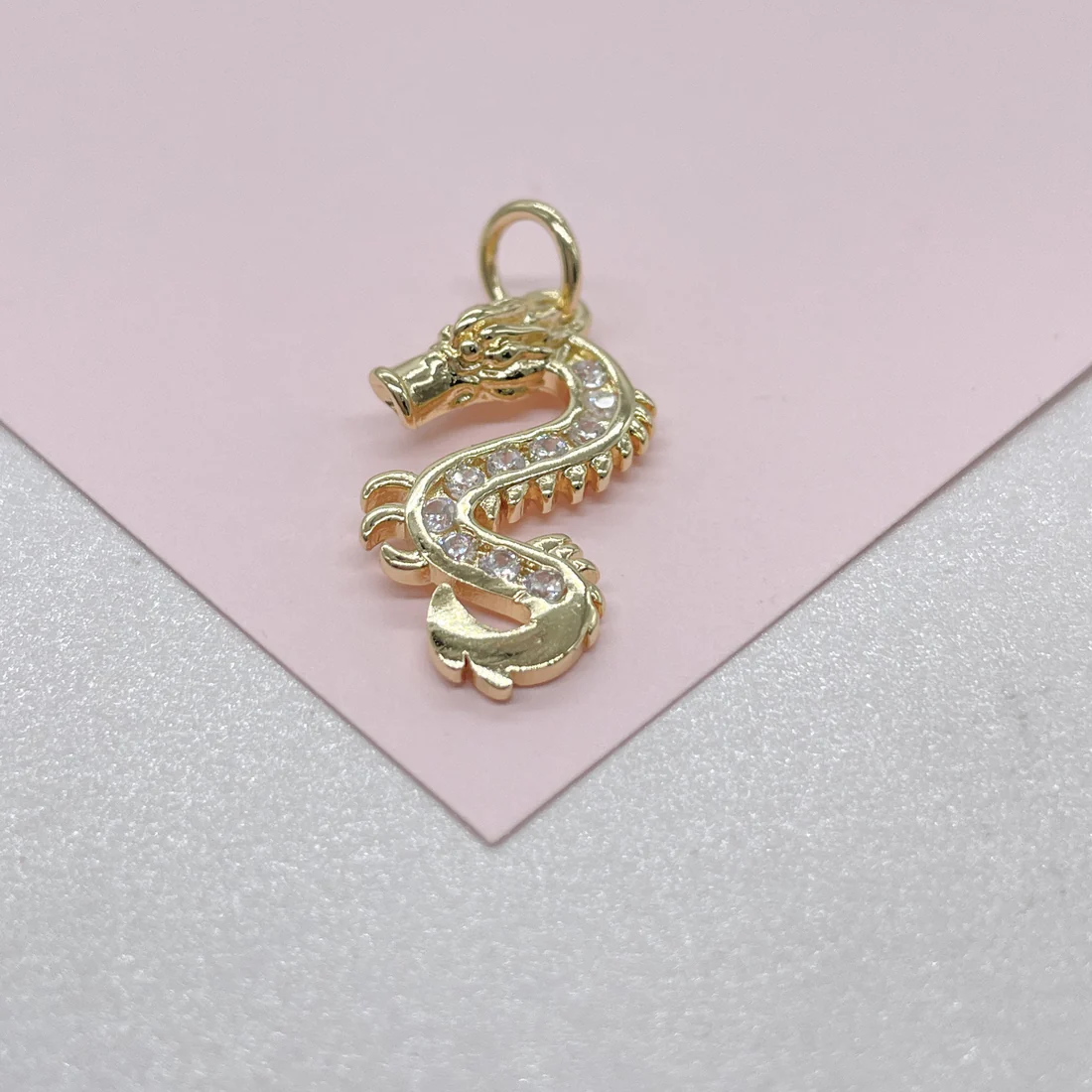 18k Pave relleno de oro Pequeño y delicado dragón chino