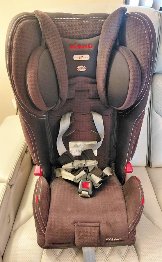 Silla de coche convertible Diono Rainier  - poco uso