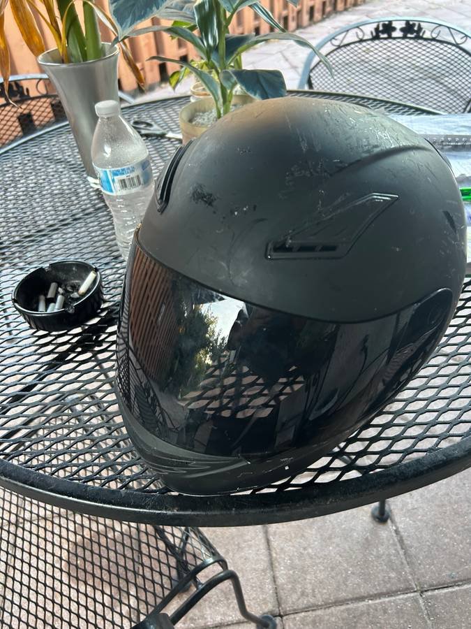 Casco Duke 120 usado, usado con algunos rayones
