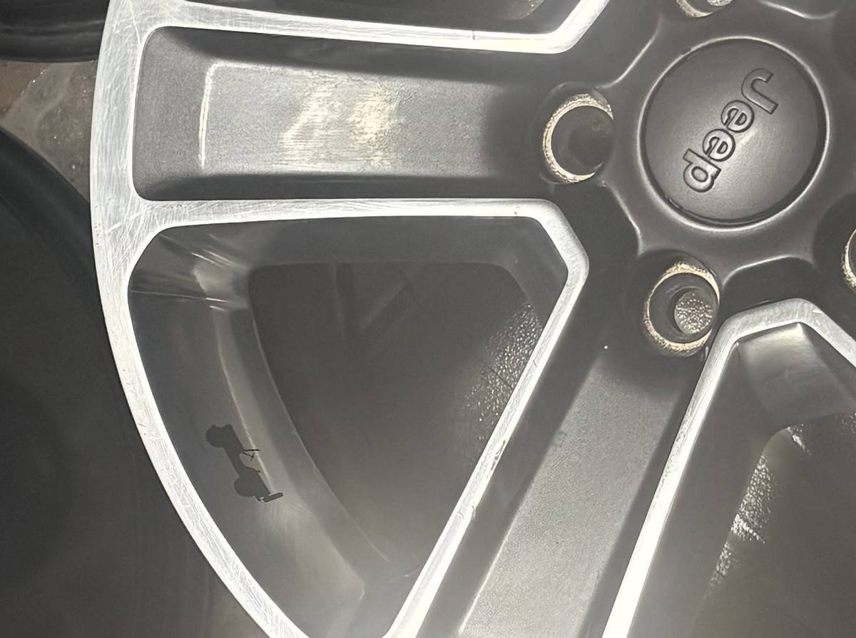 Llantas originales premium de 18 pulgadas para Jeep Wrangler