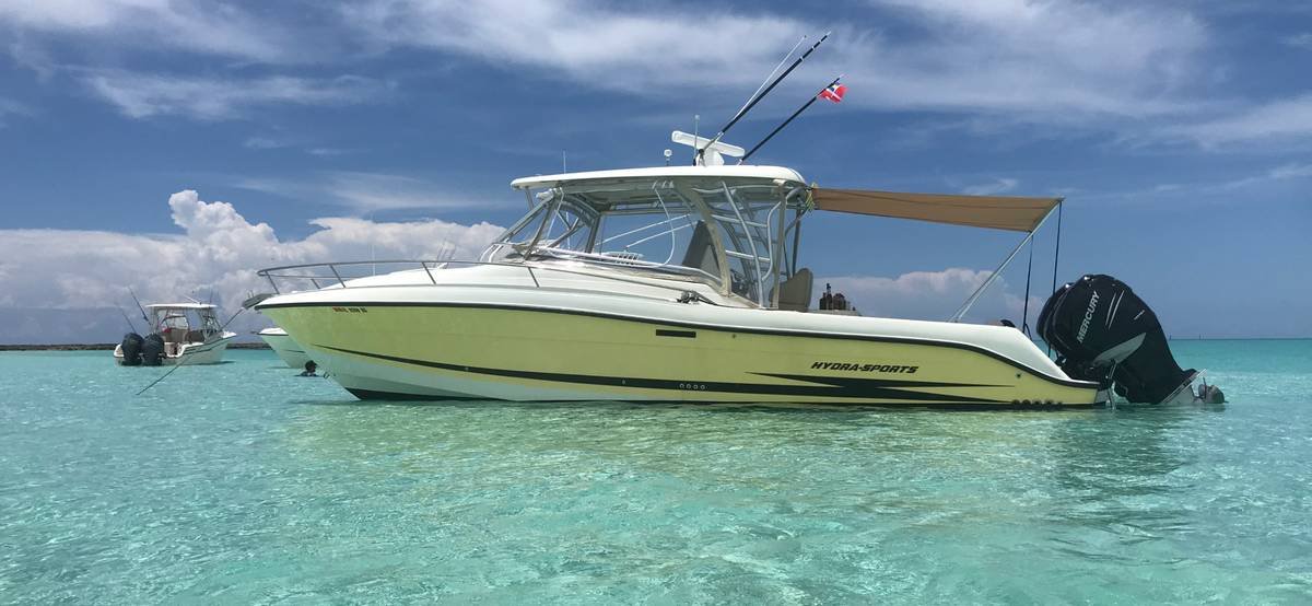 Vendo embarcación Hydra-Sports 3300 VX - 2005