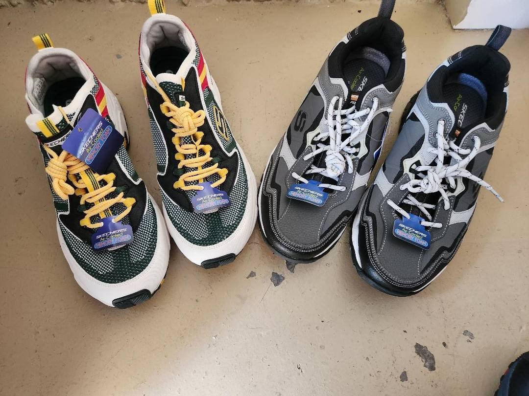 Zapatos de hombre, conjunto de 2 pares - Skechers talla 11 - nuevos