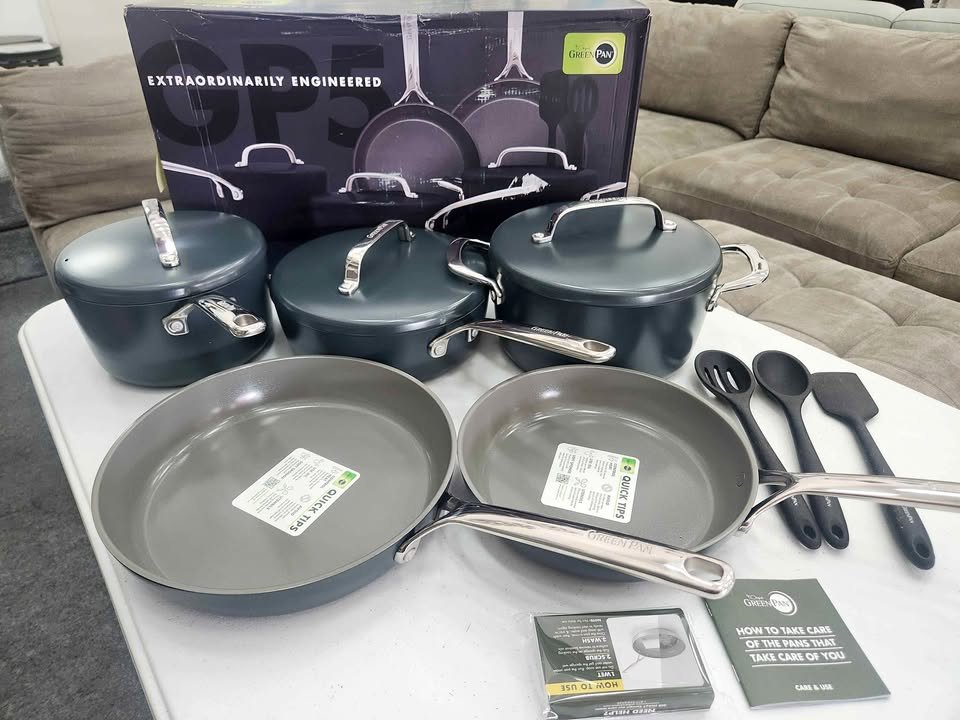 Juego de ollas y sartenes antiadherentes de cerámica saludable con anodizado duro (4 piezas) - nuevo