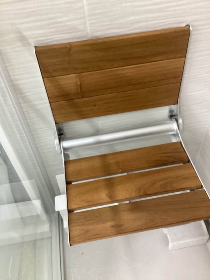 Banco de ducha de tec - modelo Ada, plegable - disponible en tienda - Nuevo