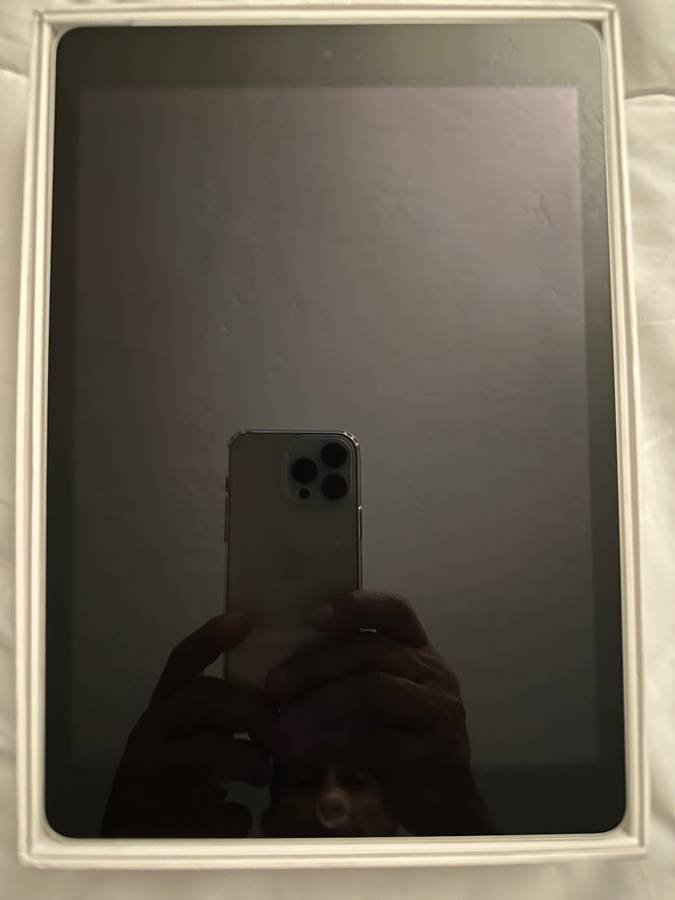 Se vende iPad 9.ª generación- 10,2 pulgadas - 64 GB