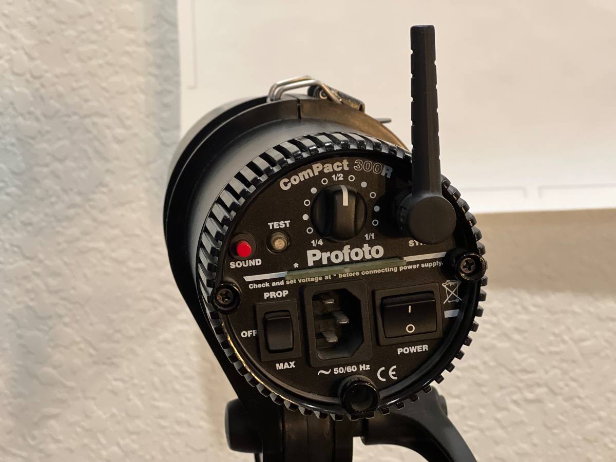 Profoto ComPact 300R, monolight de 300 W con PocketWi incorporado
